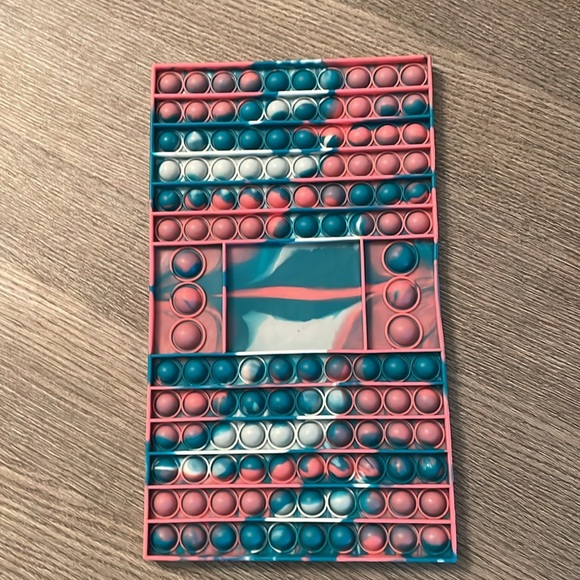 Bundle of pop-it’s - Picture 8 of 9